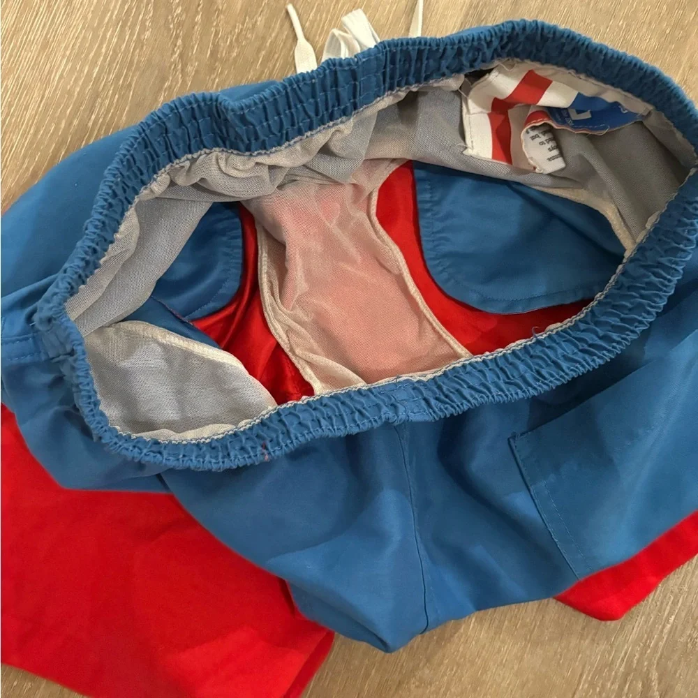 Chubbies Swim Trunks Men’s Large Red Blue Lined Quick Dry USA Shorts 5.5” Inseam
